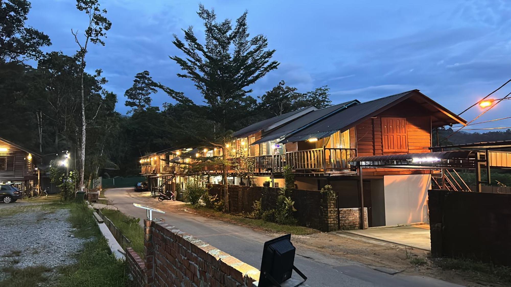 Mydusun Chalet, Taiping, Perak, Malaysia エクステリア 写真